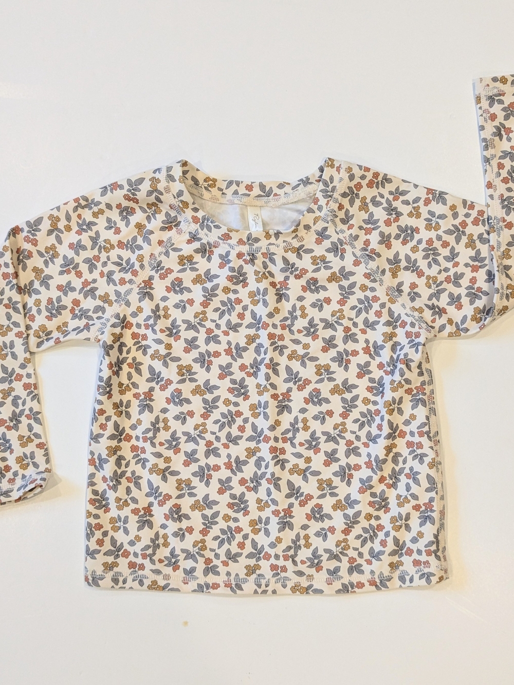 Rylee + Cru Neutral Floral Rashguard 2-3T